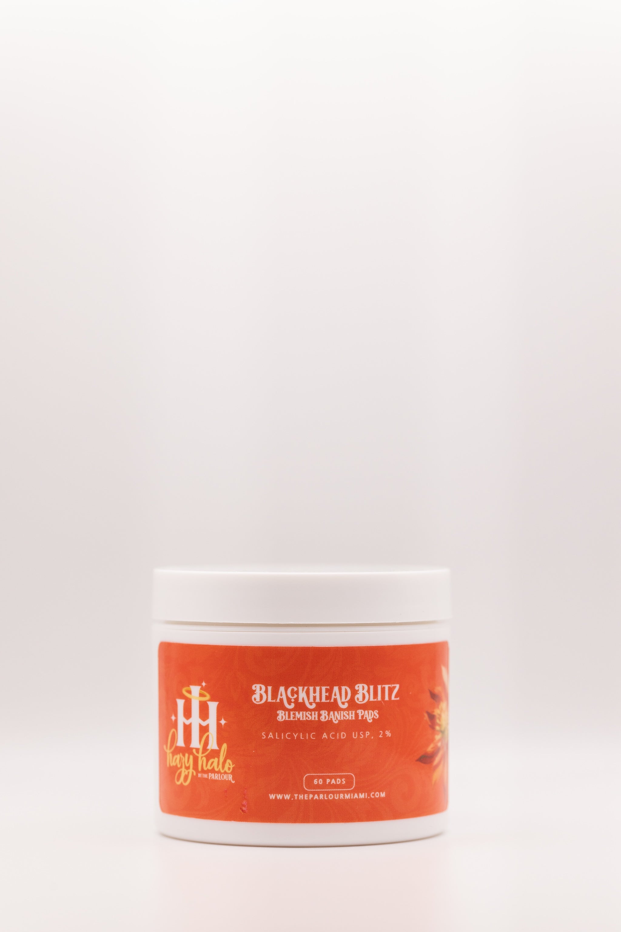 Blackhead Blitz Blemish Banish Pads by The Parlour featuring salicylic acid treatment pads for clearing blackheads, unclogging pores, and improving breakout-prone skin