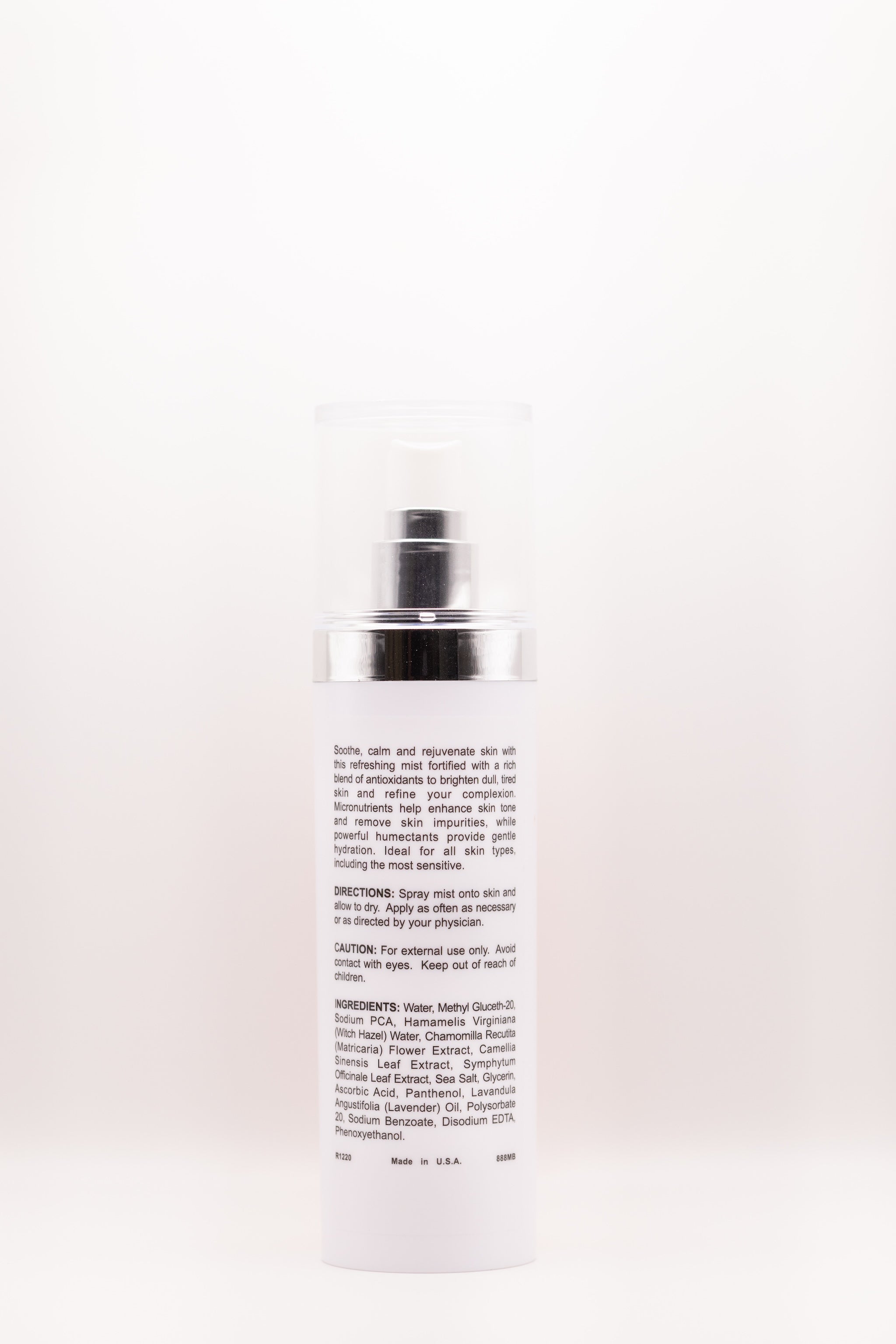 Back label of Mist Opportunity Soothing Antioxidant Toning Spray by The Parlour featuring directions and ingredients for antioxidant protection, lightweight hydration, and soothing sensitive skin